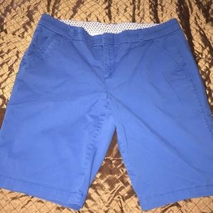 Super cute blue Bermuda shorts!
